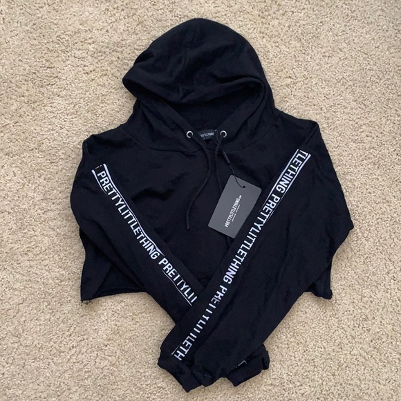 NWT PrettyLittleThing Cropped Hoodie Petite - Picture 1 of 5